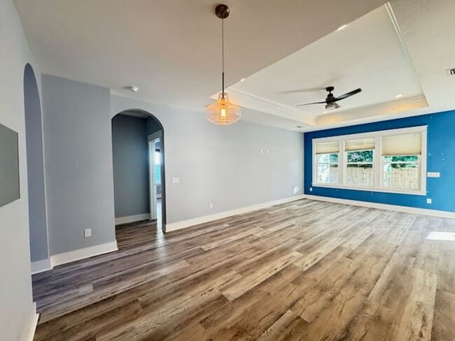 Building Photo - Palm Heaven Click Apply Now for more information