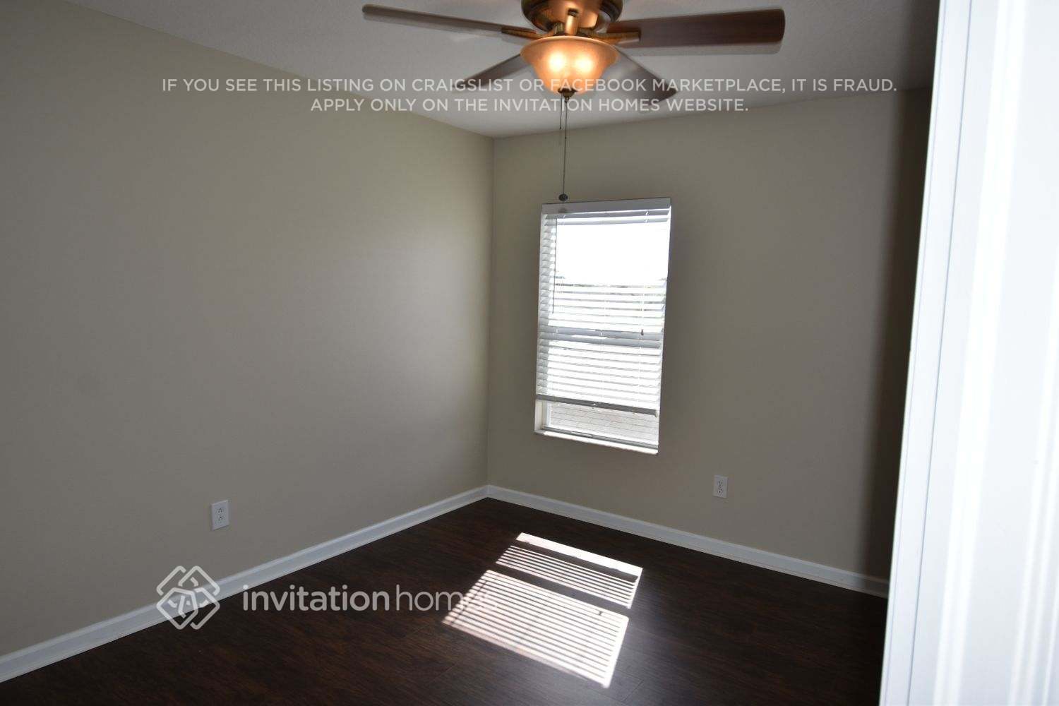 Building Photo - 12405 Cedarfield Dr
