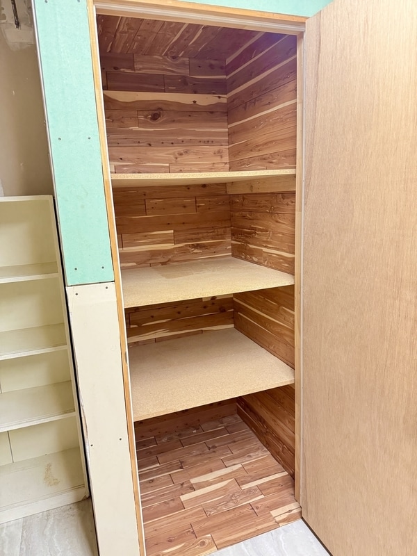 Building Photo - 7426 S 700 E
