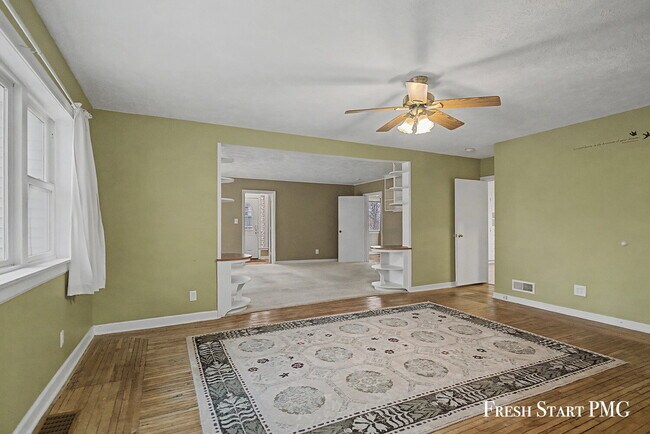 Building Photo - Charm Meets Modern Living in the Heart of Stanton