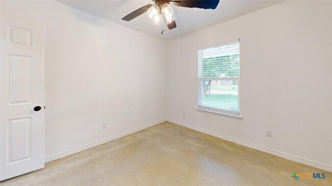 Building Photo - 209 Elbert Ln