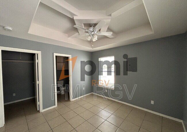Building Photo - 1410 Quitaca Dr