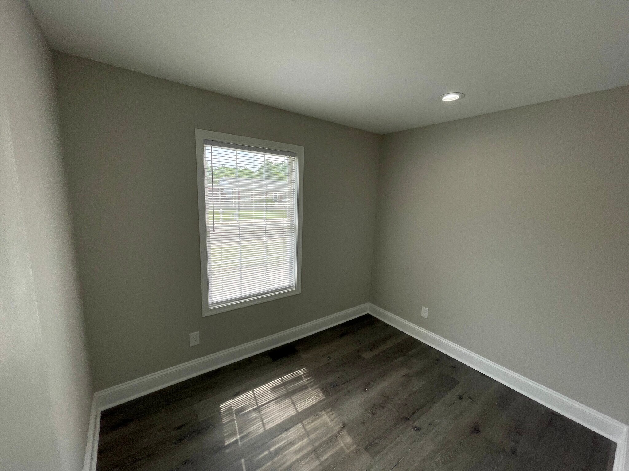 Bedroom 3 - 903 Queens Ct
