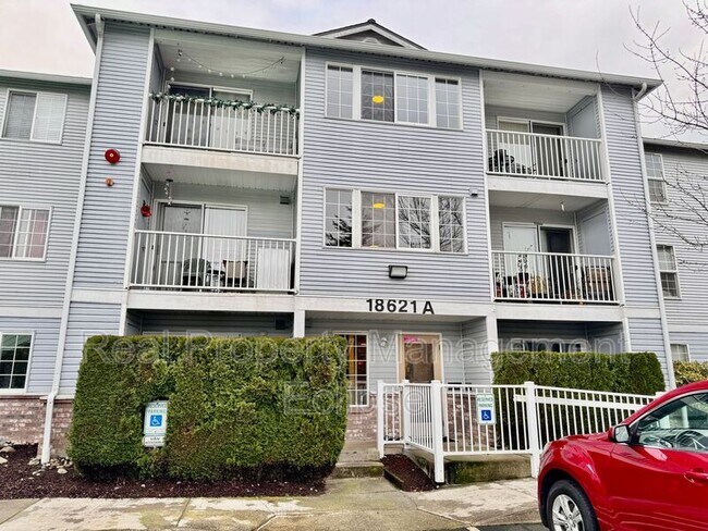 Building Photo - 18621 Blueberry Ln