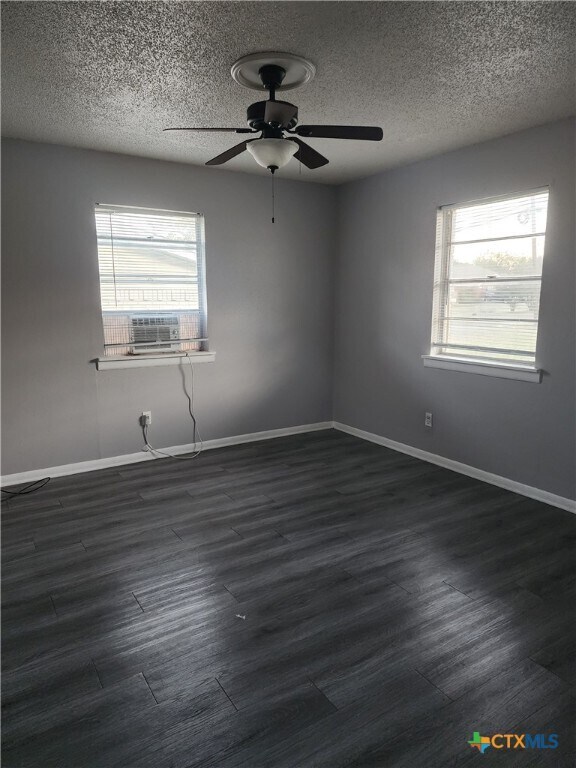 Building Photo - 403 Robertson Ave