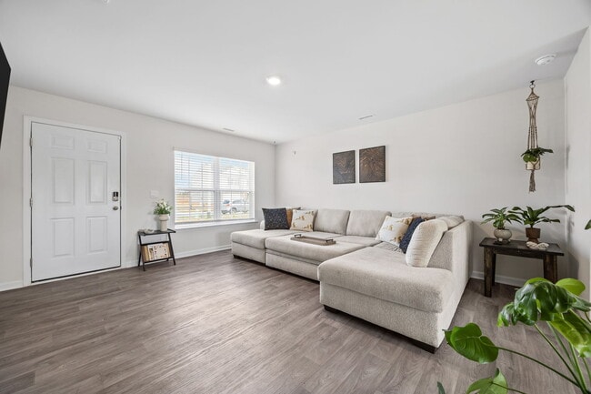 Building Photo - 3624 Turney Dr