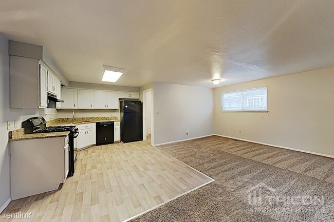 Building Photo - 4145 Mira Loma Dr