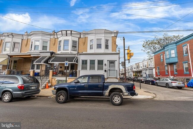 Building Photo - 518 S 56th St