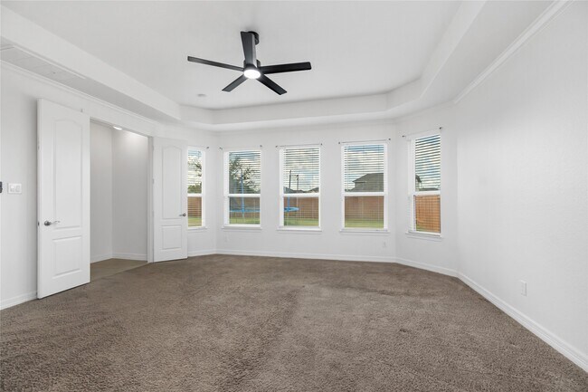 Building Photo - 2923 Golden Honey Ln