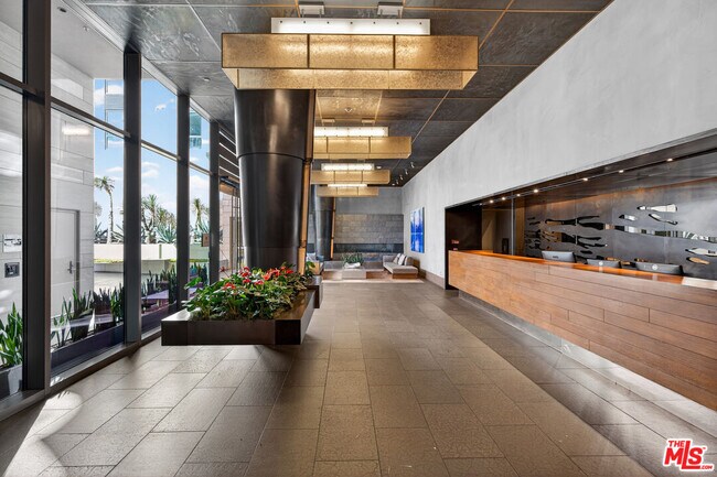 Building Photo - 1755 Ocean Ave