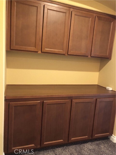 Building Photo - 25056 Driftoak St