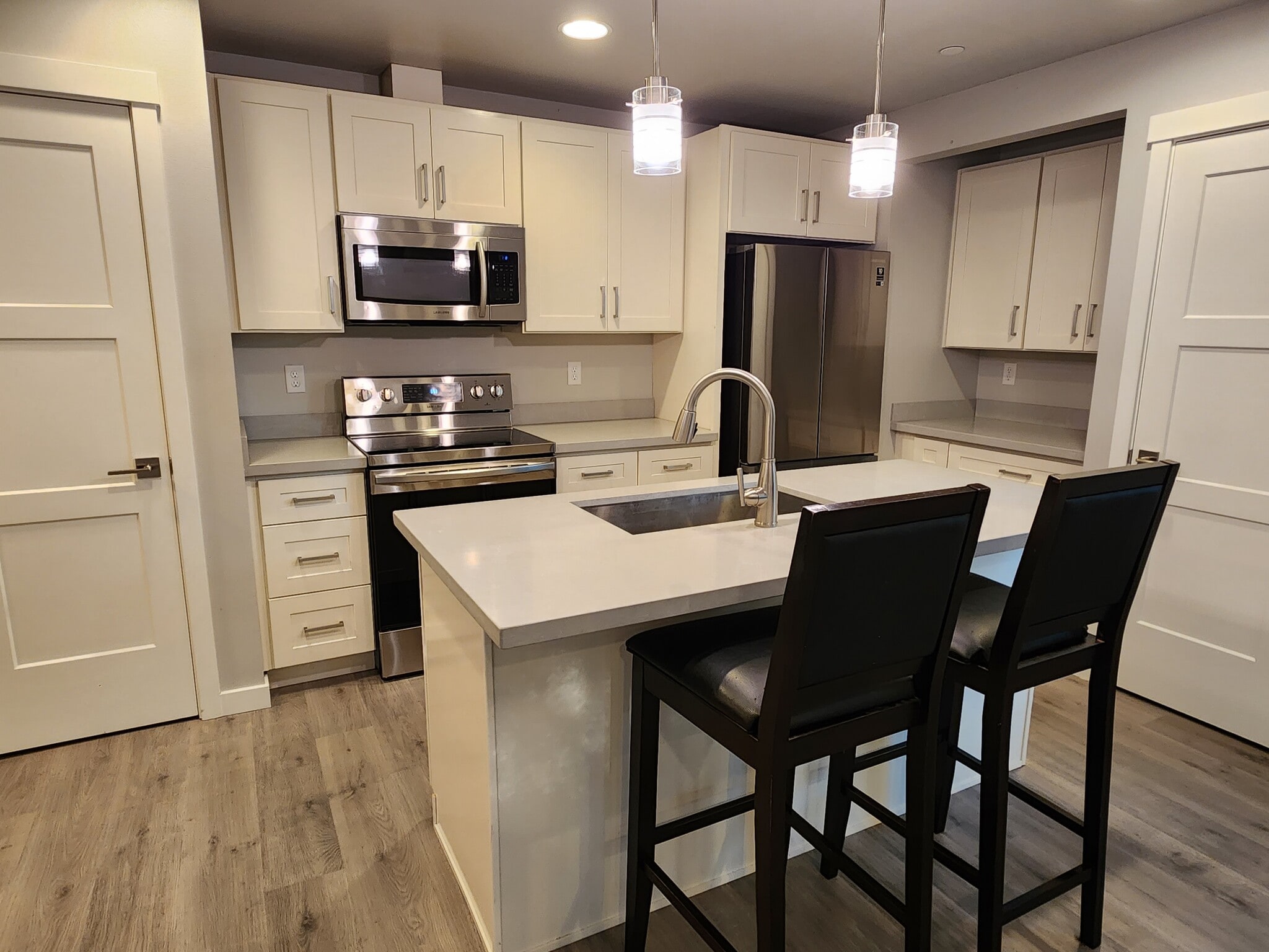 Building Photo - 3242 S 161st St