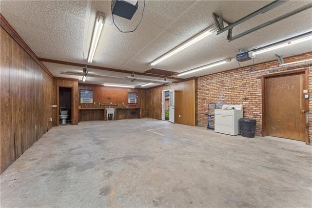 Building Photo - 601 Rue Cannes