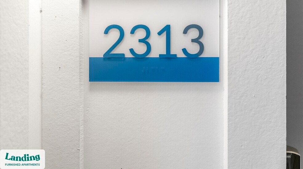 Building Photo - 556 Martin Rd SW