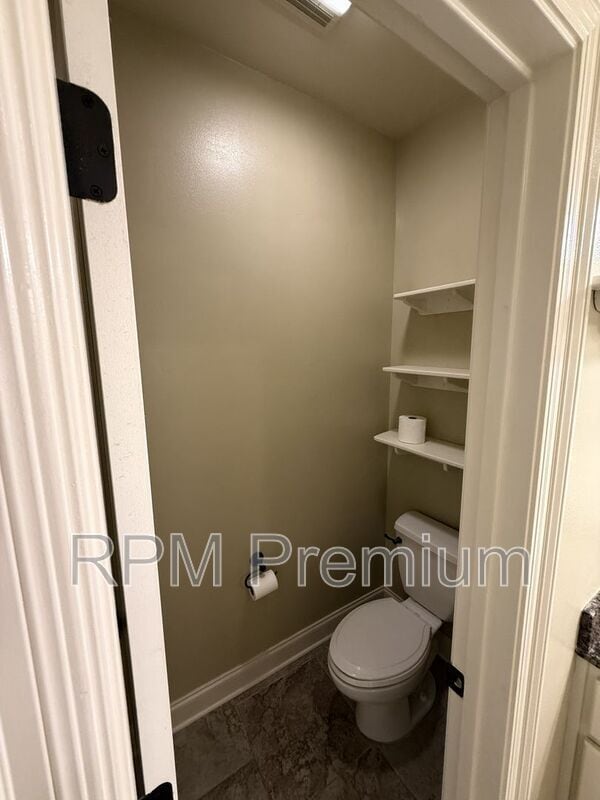 Building Photo - 17734 Spring Creek Dr