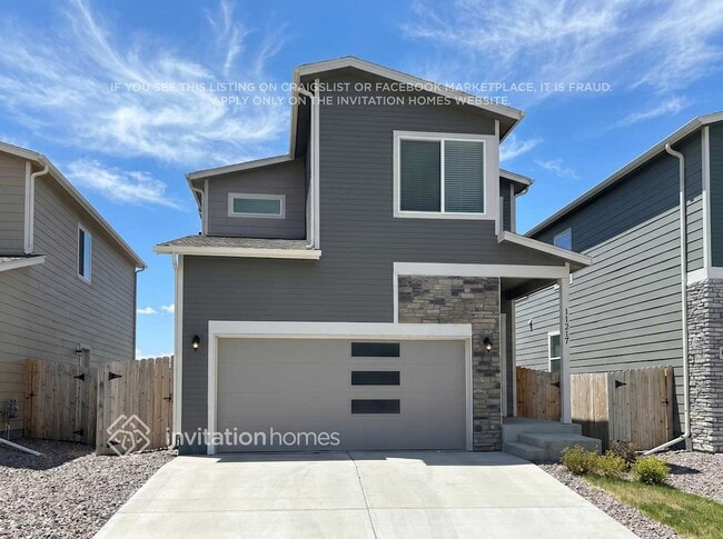 Building Photo - 11217 House Finch Ln