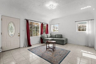 Building Photo - 1635 McCollum St