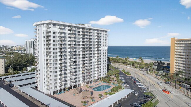 Building Photo - 405 N Ocean Blvd