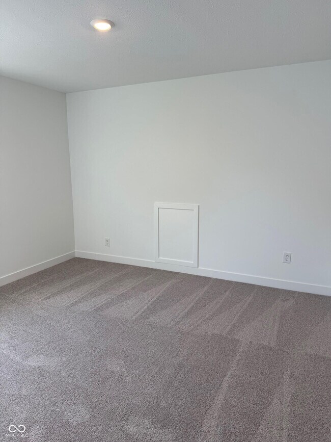 Building Photo - 1075 Marston Ln