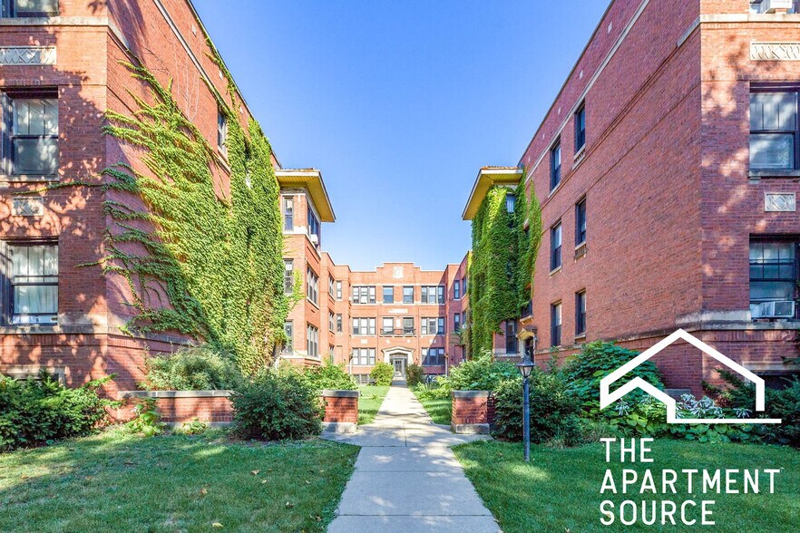 Building Photo - 3923 N Keeler Ave