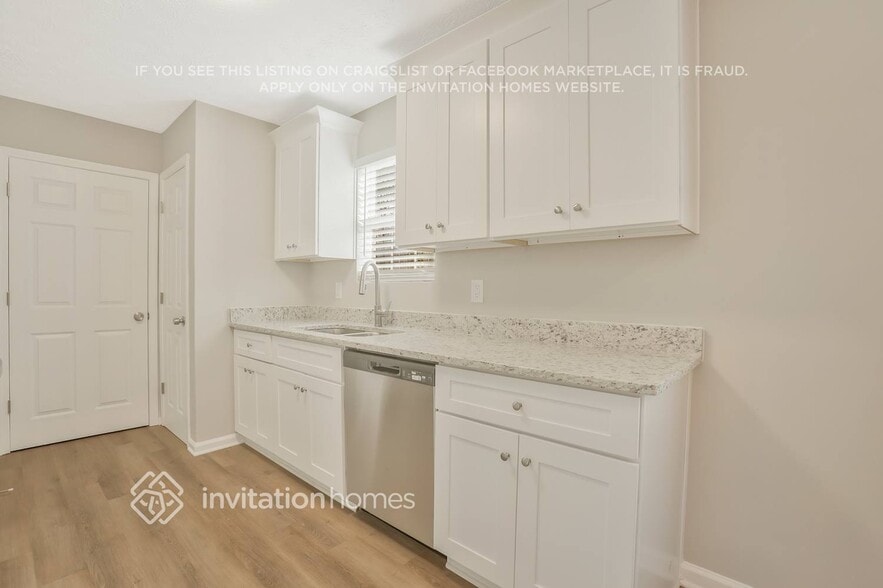 Building Photo - 149 Pin Oak Trail