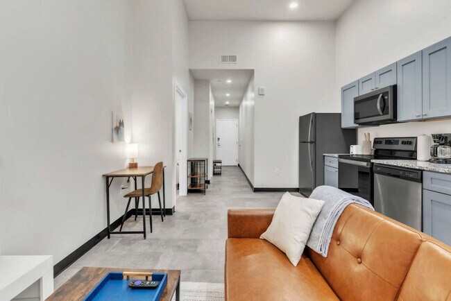 Building Photo - 800 Penn Ave