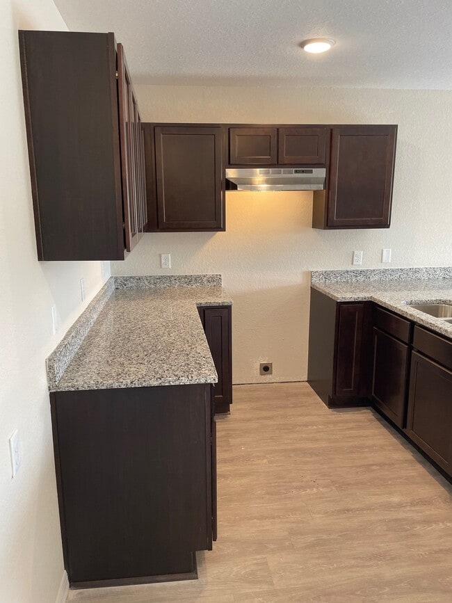 Building Photo - Stunning BRAND NEW 1BR/1BA Quad for Rent i...