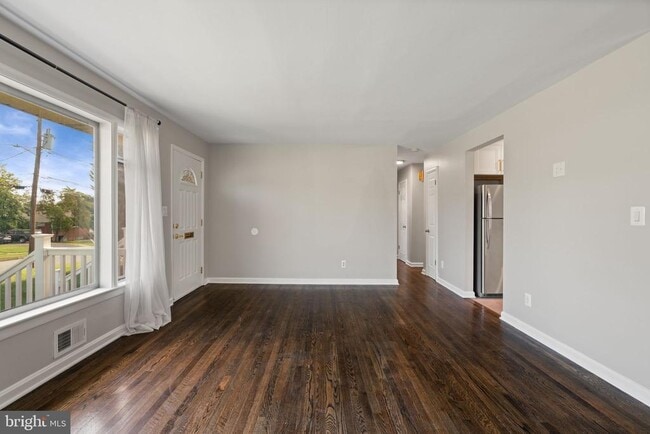 Building Photo - 3908 Melvern Pl