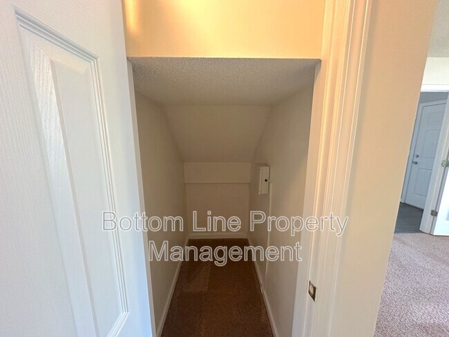 Building Photo - 3040 Caldwell Ridge Pkwy