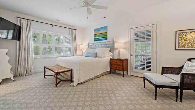 Building Photo - 20 Brandon Way