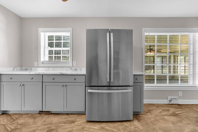 Building Photo - Newly Renovated 4-Bedroom Home in Germantown, TN