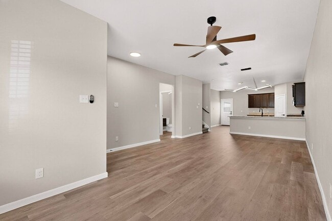 Building Photo - 15022 Harbor Lndg