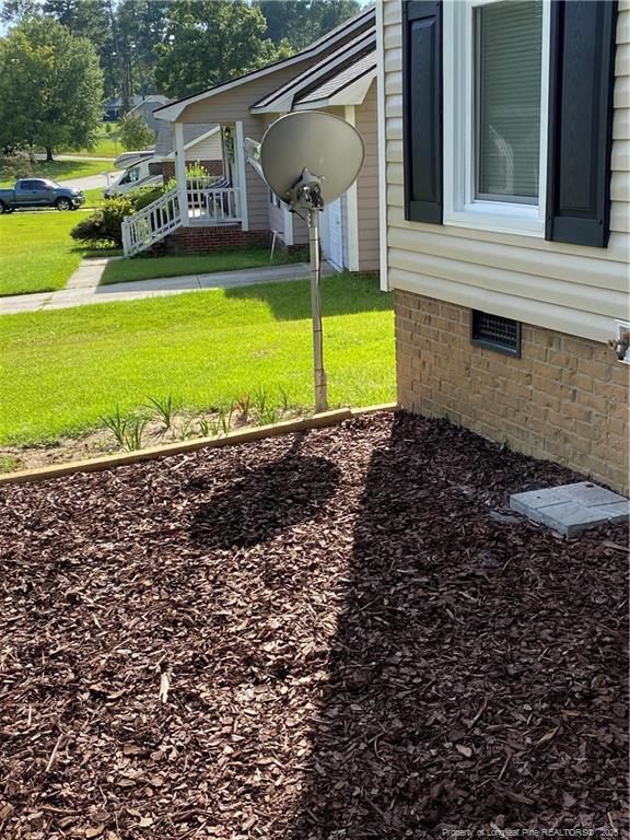 Building Photo - 1212 Butterwood Cir