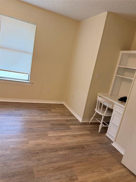 Building Photo - 5931 Limmer Loop