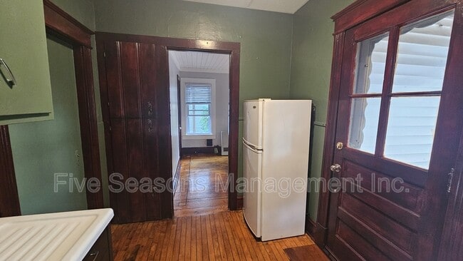 Building Photo - 205 N Willard St