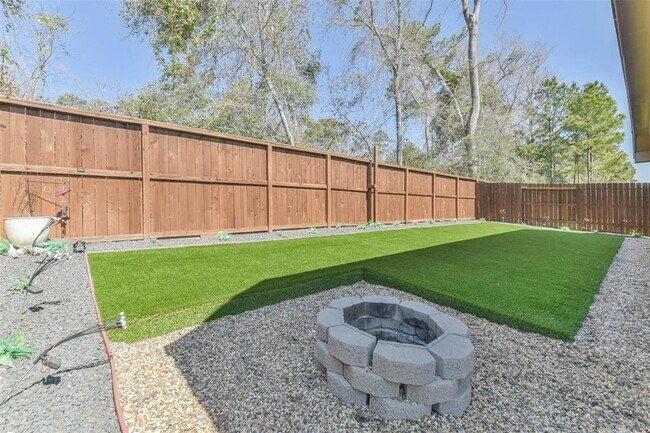 Building Photo - 23741 Juniper Valley Ln