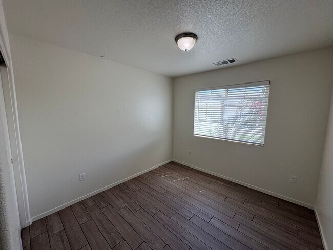 Building Photo - 2314 Cape Canyon Ave