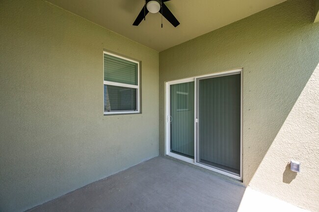 Building Photo - 9328 Bonita Mar Dr