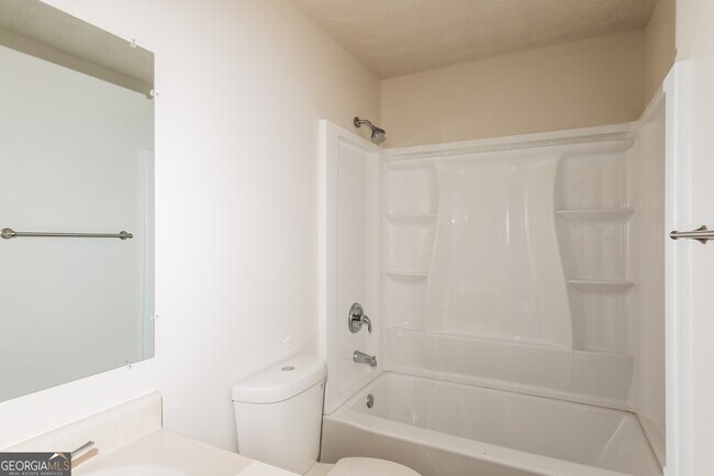 Building Photo - 477 Townsend Bend