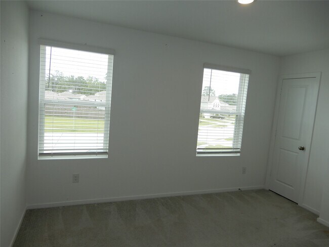 Building Photo - 21102 Trivento Dr