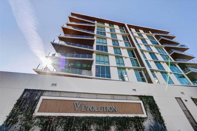 Building Photo - 111 Golden Gate Point