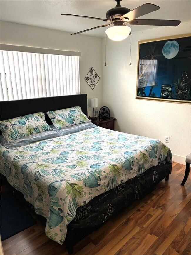 Building Photo - 1660 N Audubon Dr