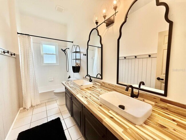 Building Photo - 28412 Great Bend Pl
