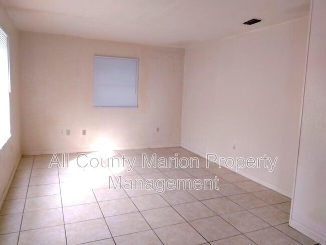 Building Photo - 2026 NW 14th St