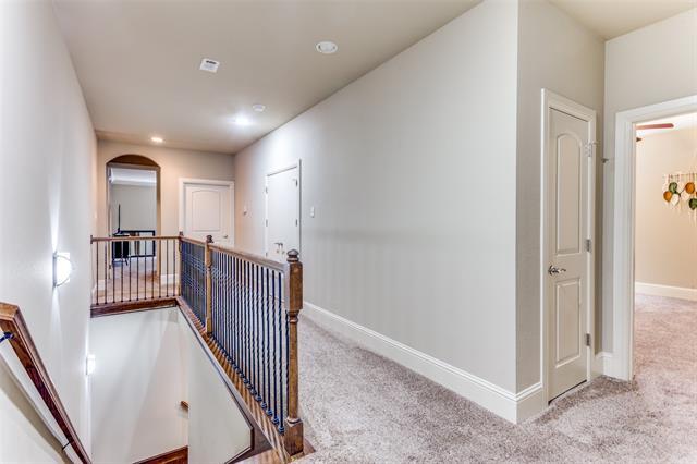 Building Photo - 410 Templeton Dr