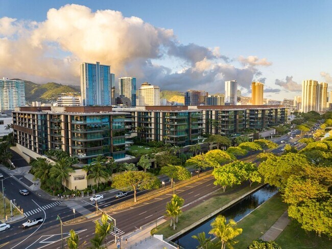 Building Photo - Park Lane Getaway by Gather: 2BR Oceanview...