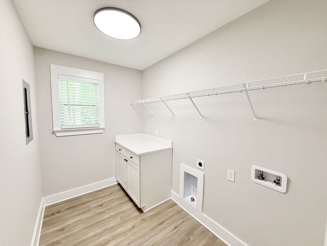 Building Photo - 478 Ronda St