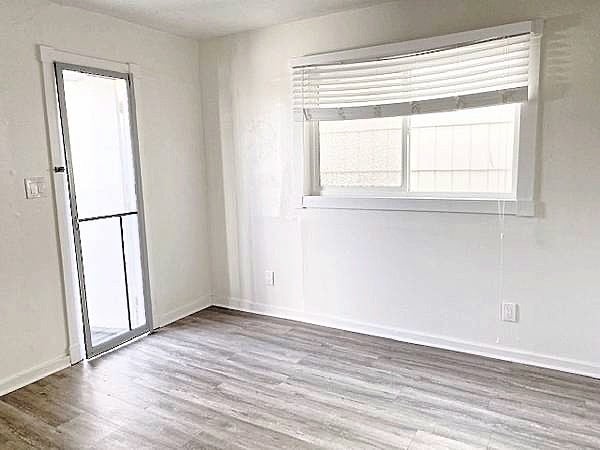 Building Photo - 2211 Ocean Front Walk