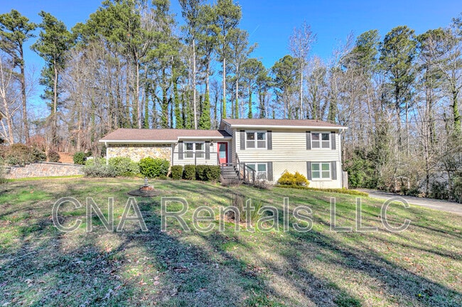 Building Photo - 3290 Forest Creek Dr SW