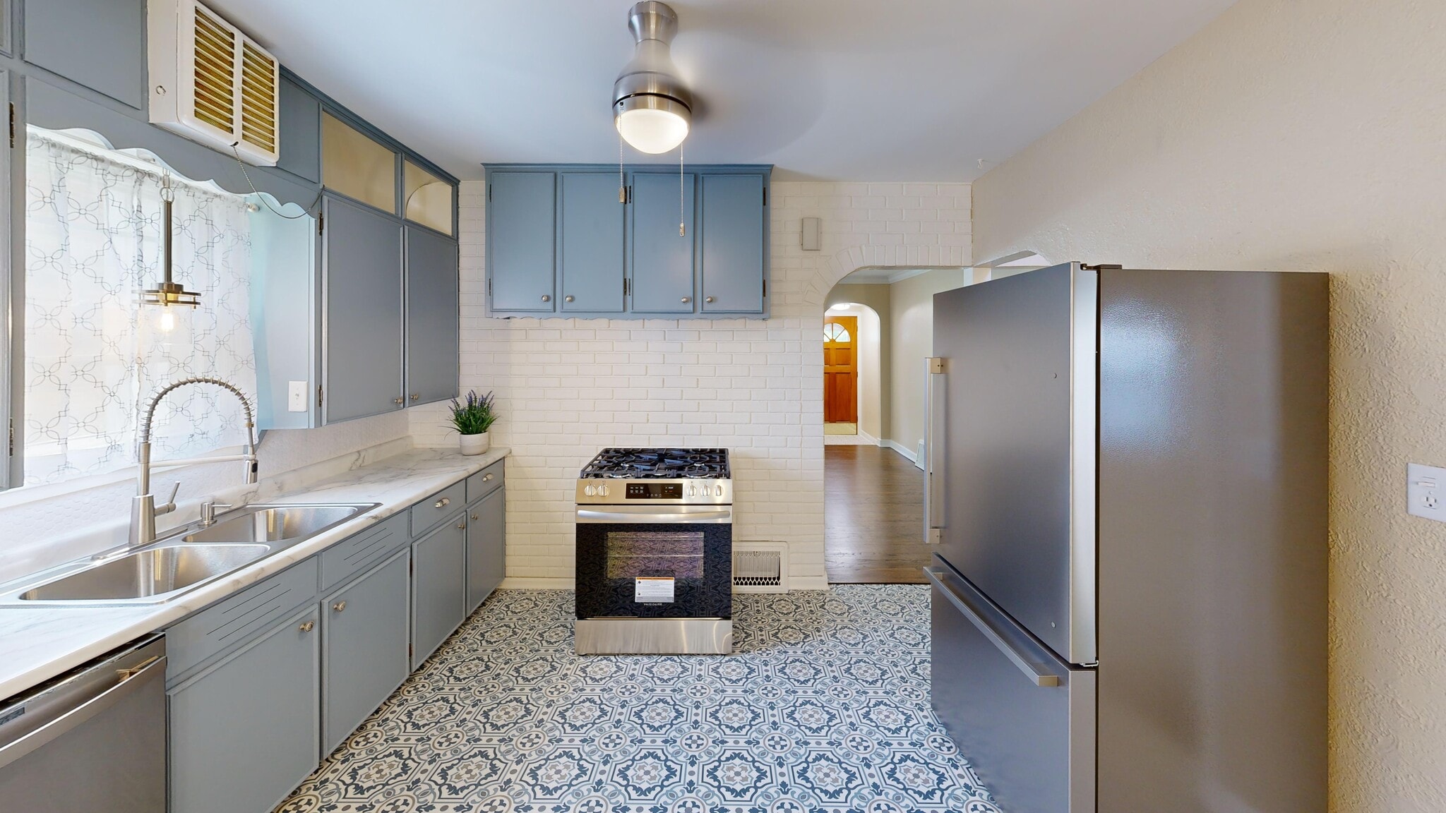 Building Photo - 7717 29th Ave